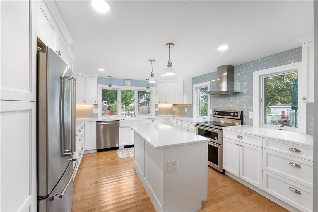 55 Crandall Avenue Westerly, RI 02891 - Photo 22 of 47