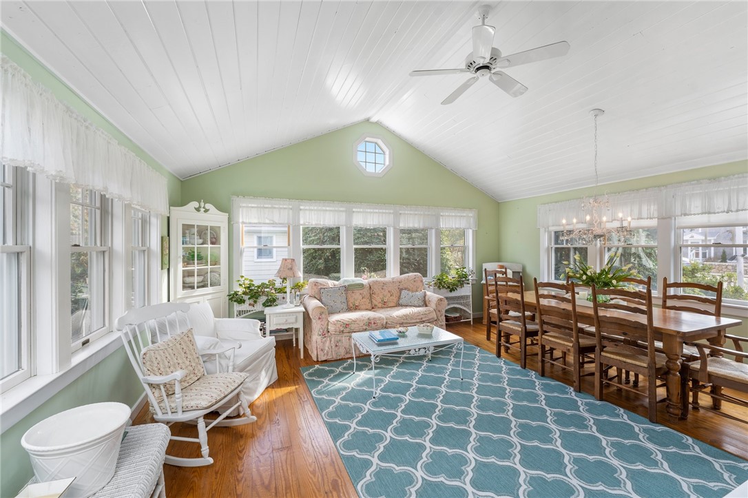 55 Crandall Avenue Westerly, RI 02891 - Photo 23 of 47