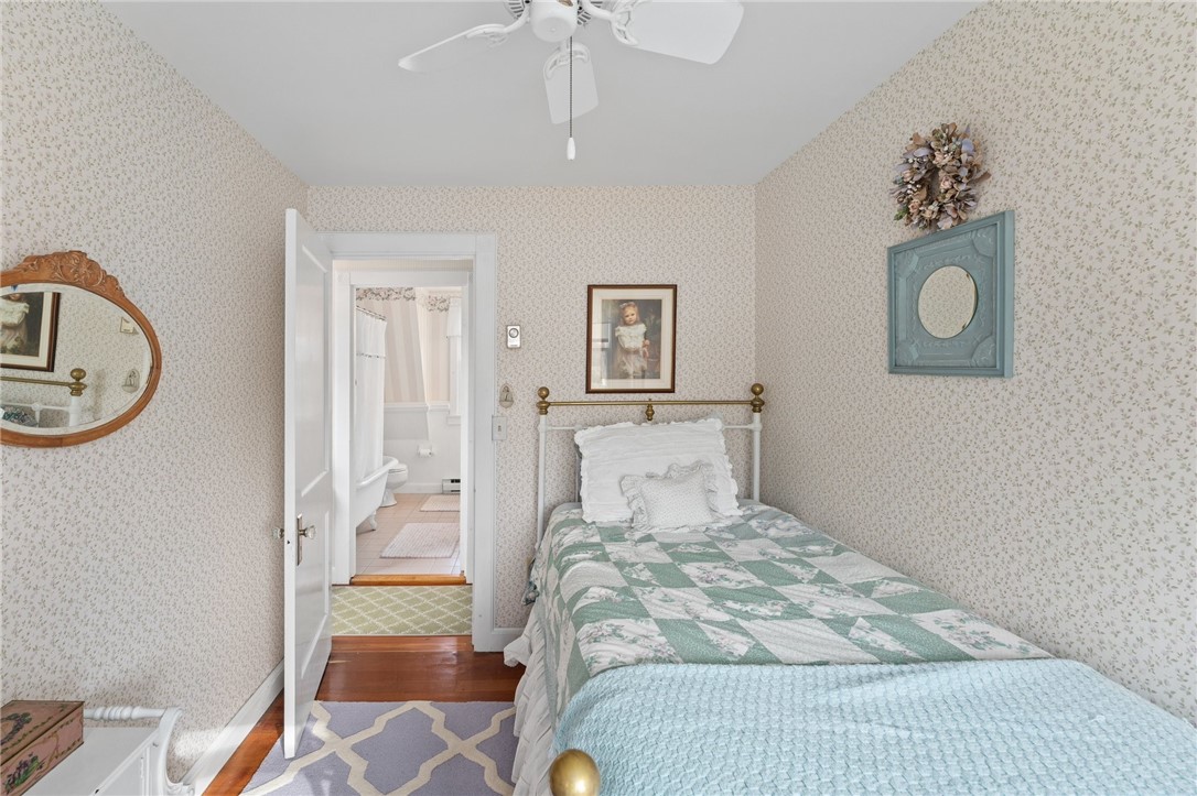 55 Crandall Avenue Westerly, RI 02891 - Photo 34 of 47