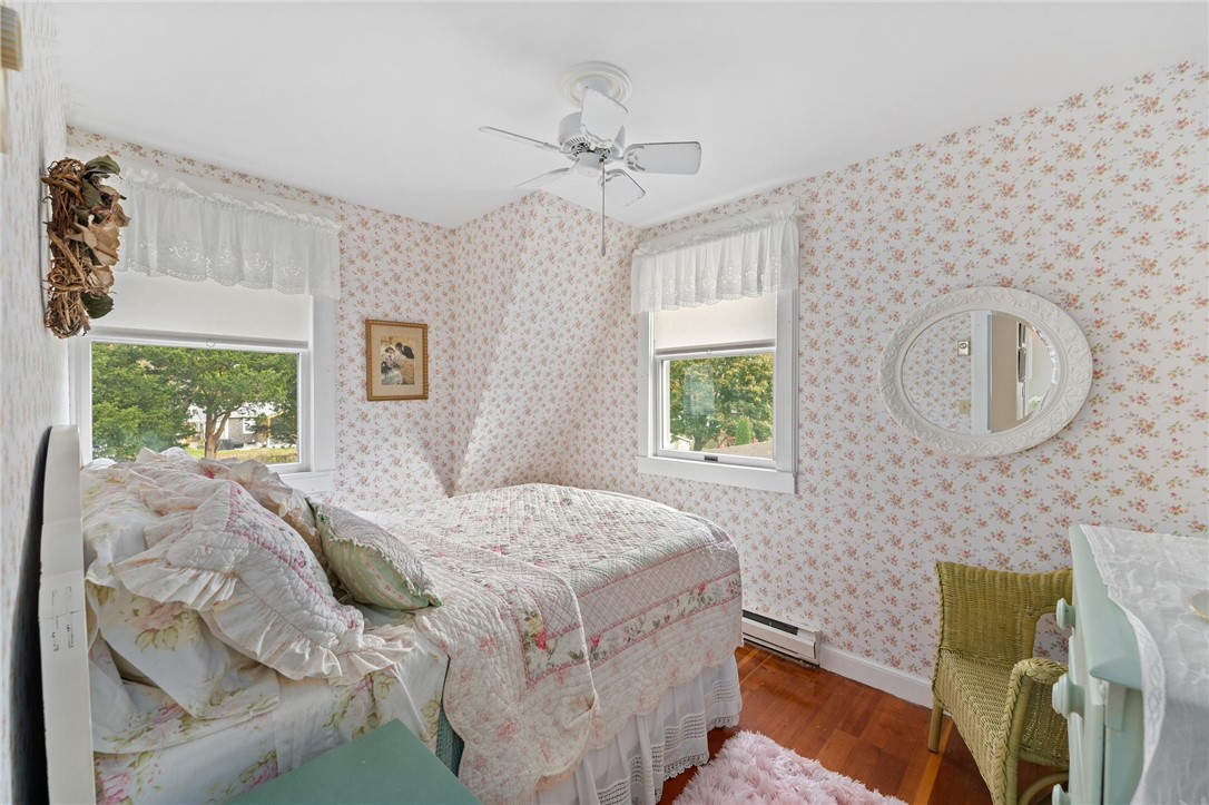 55 Crandall Avenue Westerly, RI 02891 - Photo 37 of 47