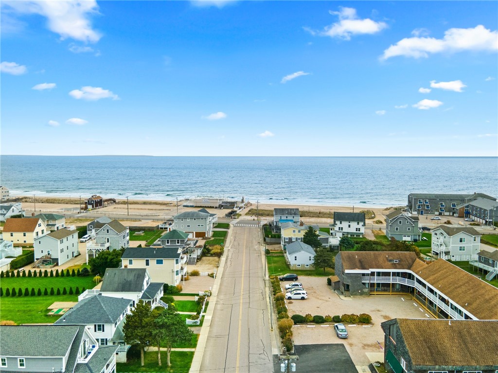 55 Crandall Avenue Westerly, RI 02891 - Photo 5 of 47