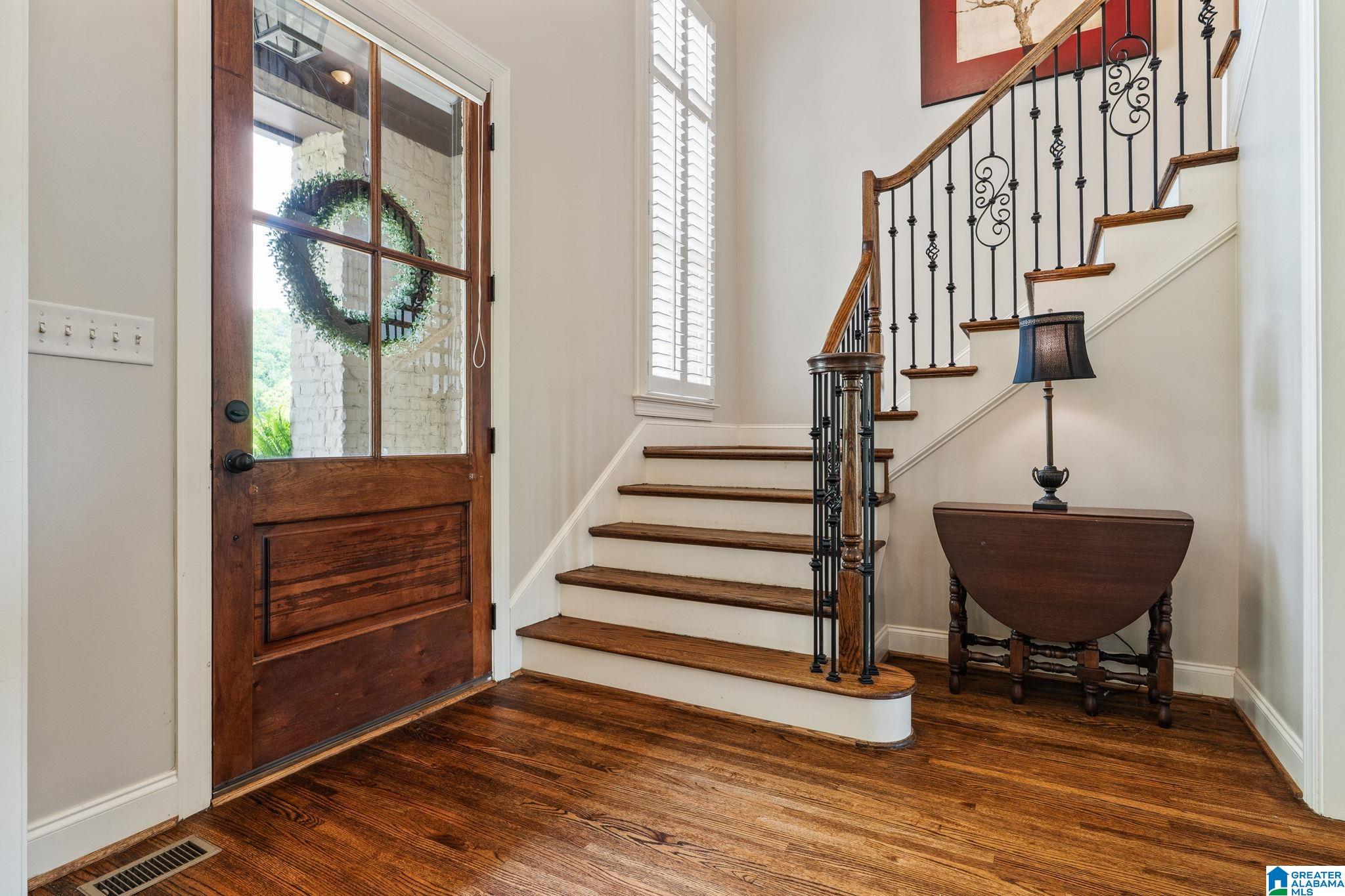 2309 Huntington Ridge Road Homewood, AL 35226 - Photo 4 of 53