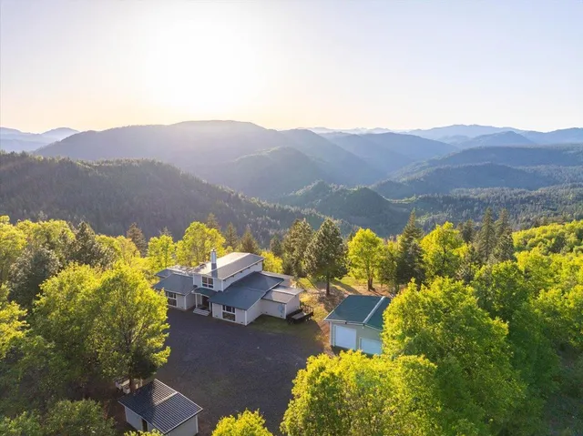 $990,000 | 19649 Cove Road, Montgomery Creek, CA 96065
