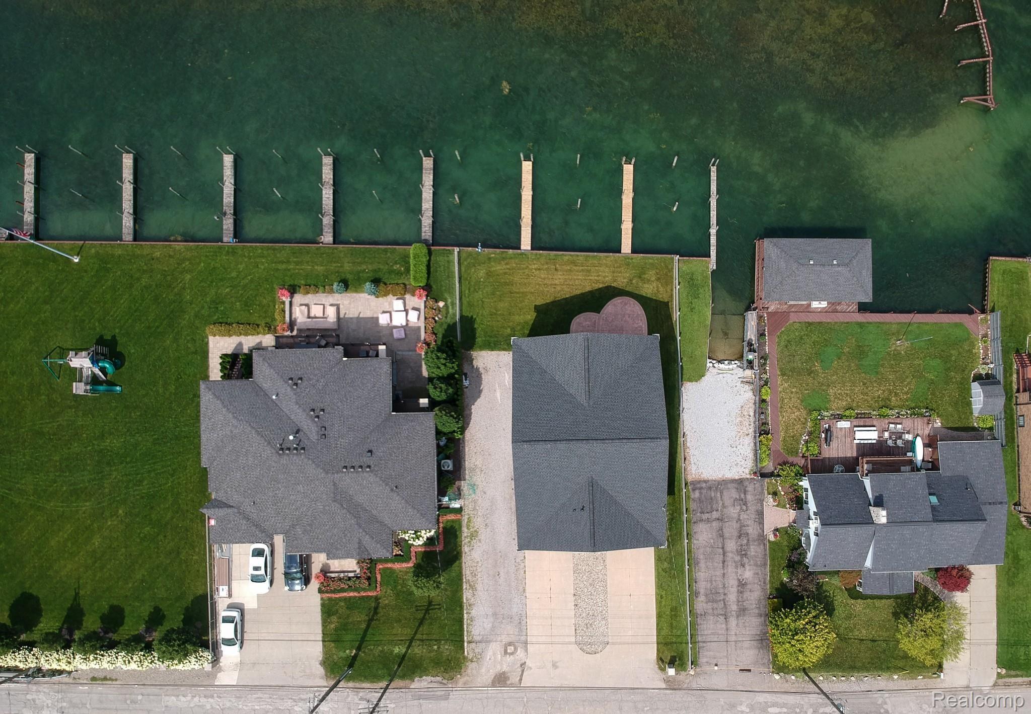 32171 North River Road Harrison Township, MI 48045 - Photo 52 of 52 Overhead.jpg