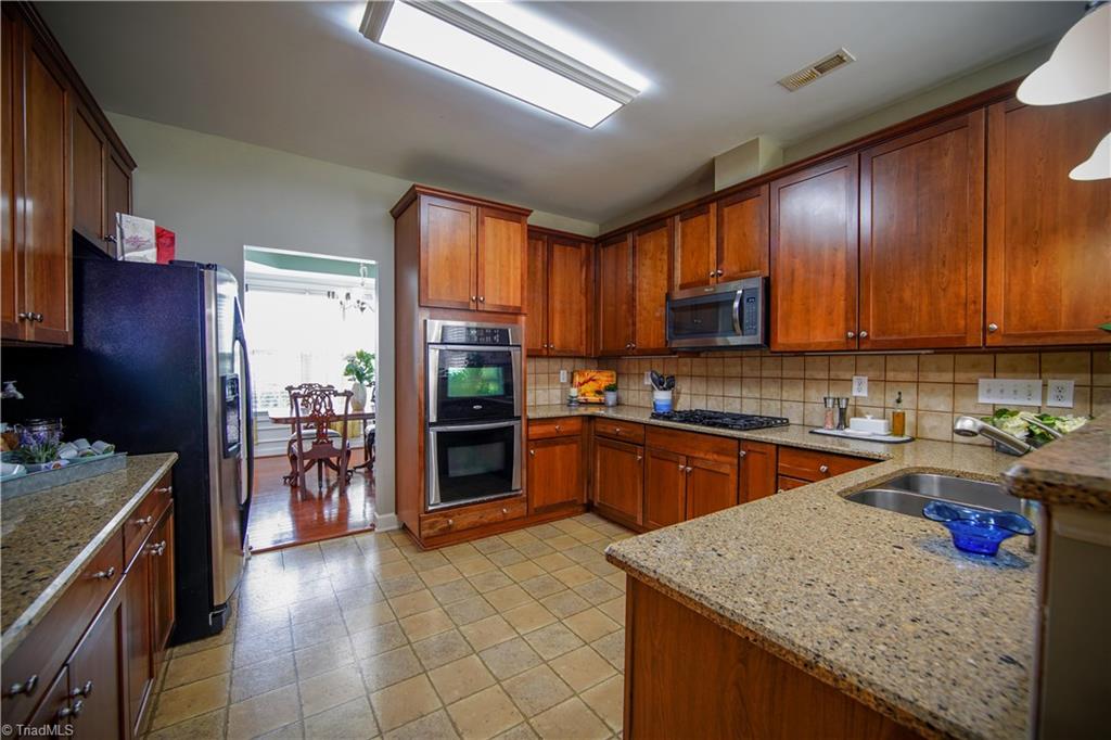2325 Scouting Court High Point, NC 27265 - Photo 6 of 27 Gallery Image 6