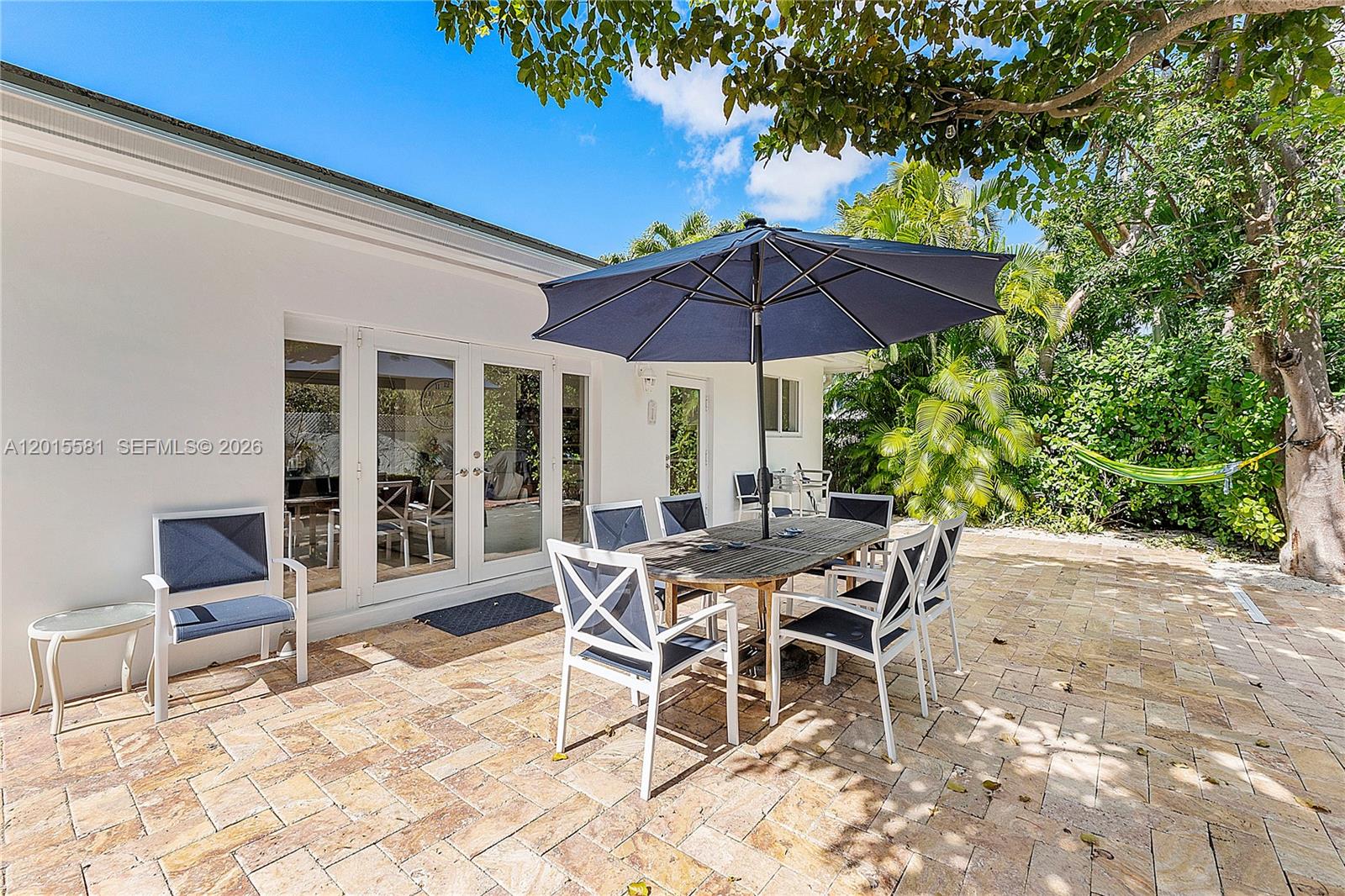 301 Hampton Lane Key Biscayne, FL 33149 - Photo 5 of 34