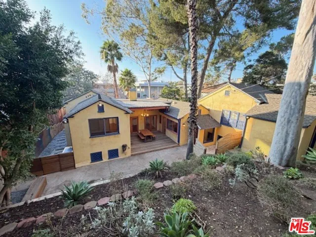 $1,398,000 | 208 South Westmoreland Avenue, Los Angeles, CA 90004
