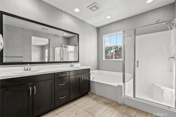 $667,000 | 22105 Barrington Way, Saugus, CA 91350