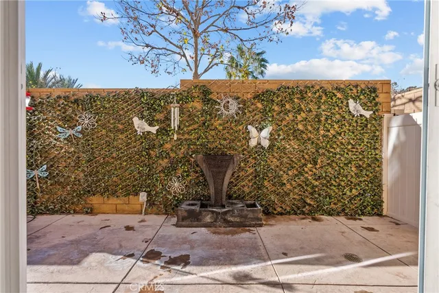 $675,000 | 22105 Barrington Way, Saugus, CA 91350