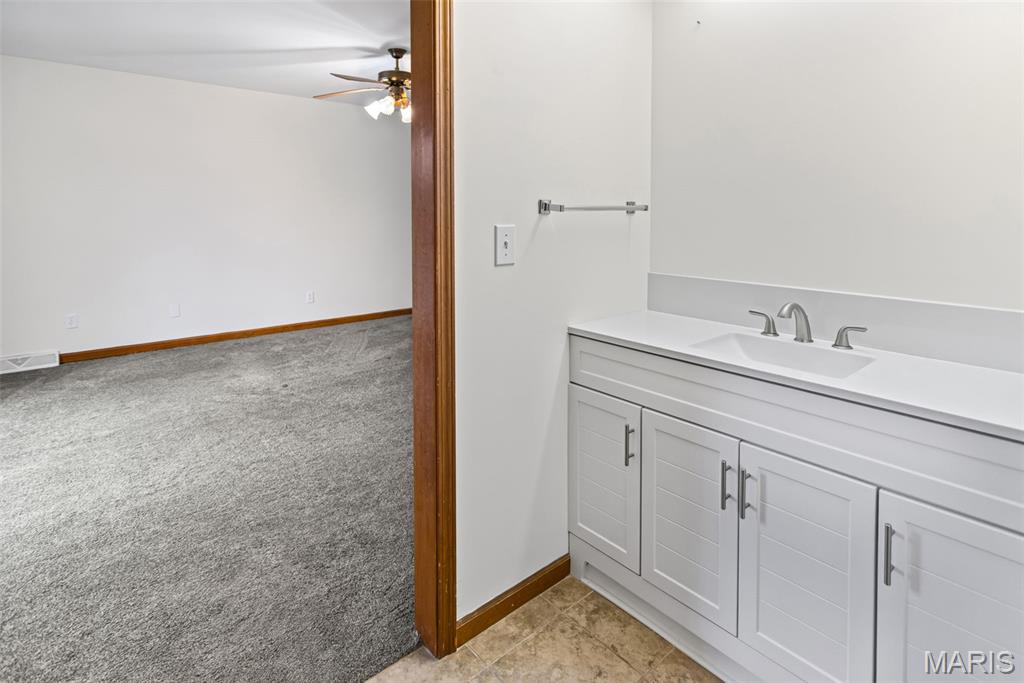 6409 Sunny Lane Moro, IL 62067 - Photo 27 of 67