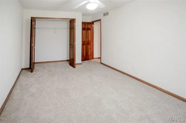 $460,000 | 6409 Sunny Lane, Moro, IL 62067