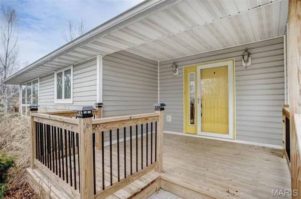 $460,000 | 6409 Sunny Lane, Moro, IL 62067