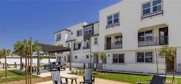 $689,990 | 1324 Yannis Court, El Cajon, CA 92019