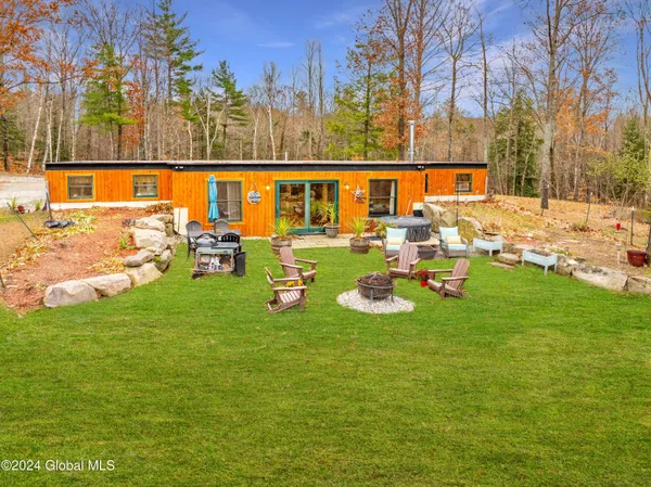 $599,000 | 11 Maggie Dudley Road, Crown Point, NY 12928