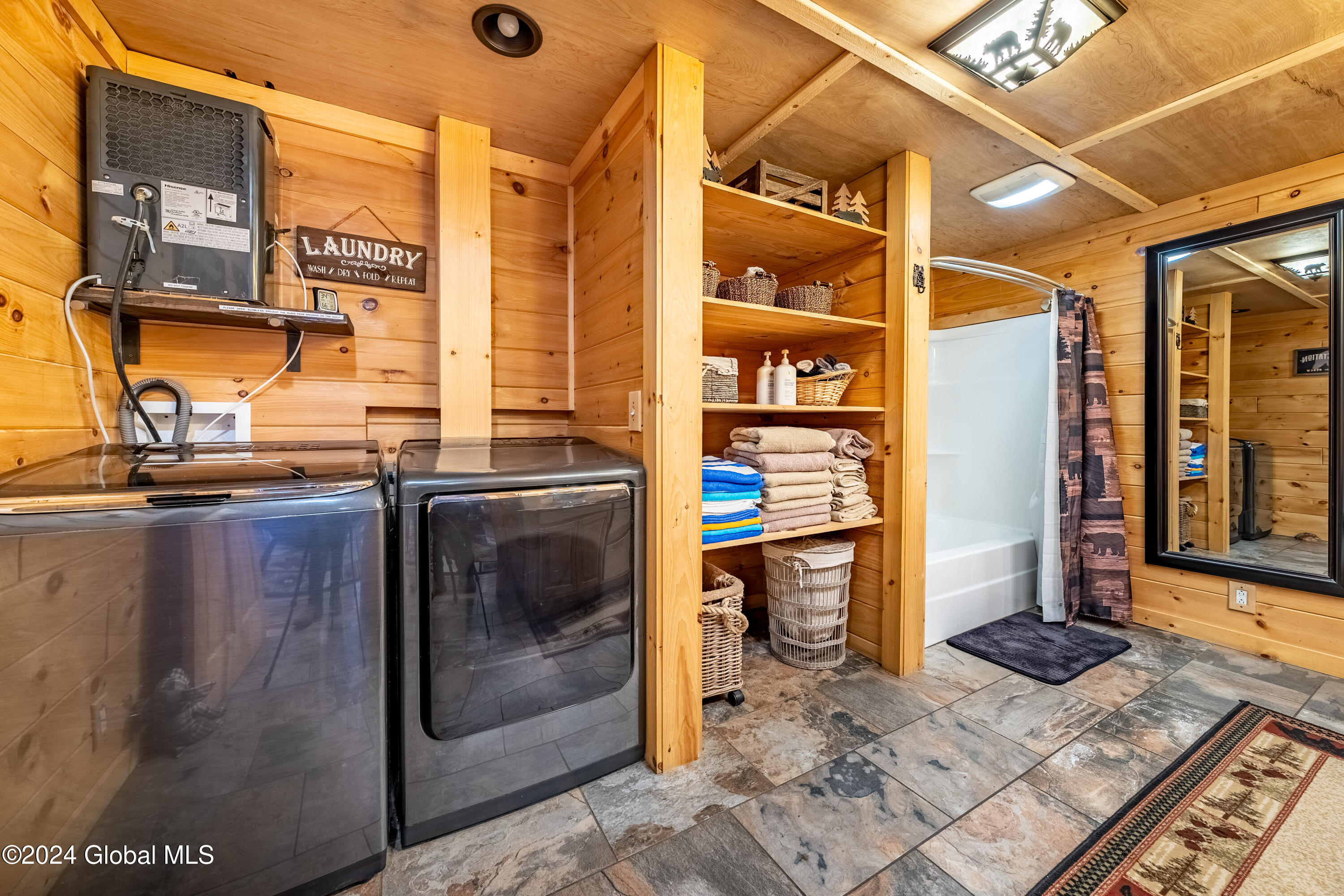 11 Maggie Dudley Road Crown Point, NY 12928 - Photo 17 of 31 Laundry