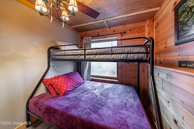 $599,000 | 11 Maggie Dudley Road, Crown Point, NY 12928