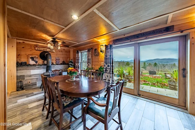 $599,000 | 11 Maggie Dudley Road, Crown Point, NY 12928