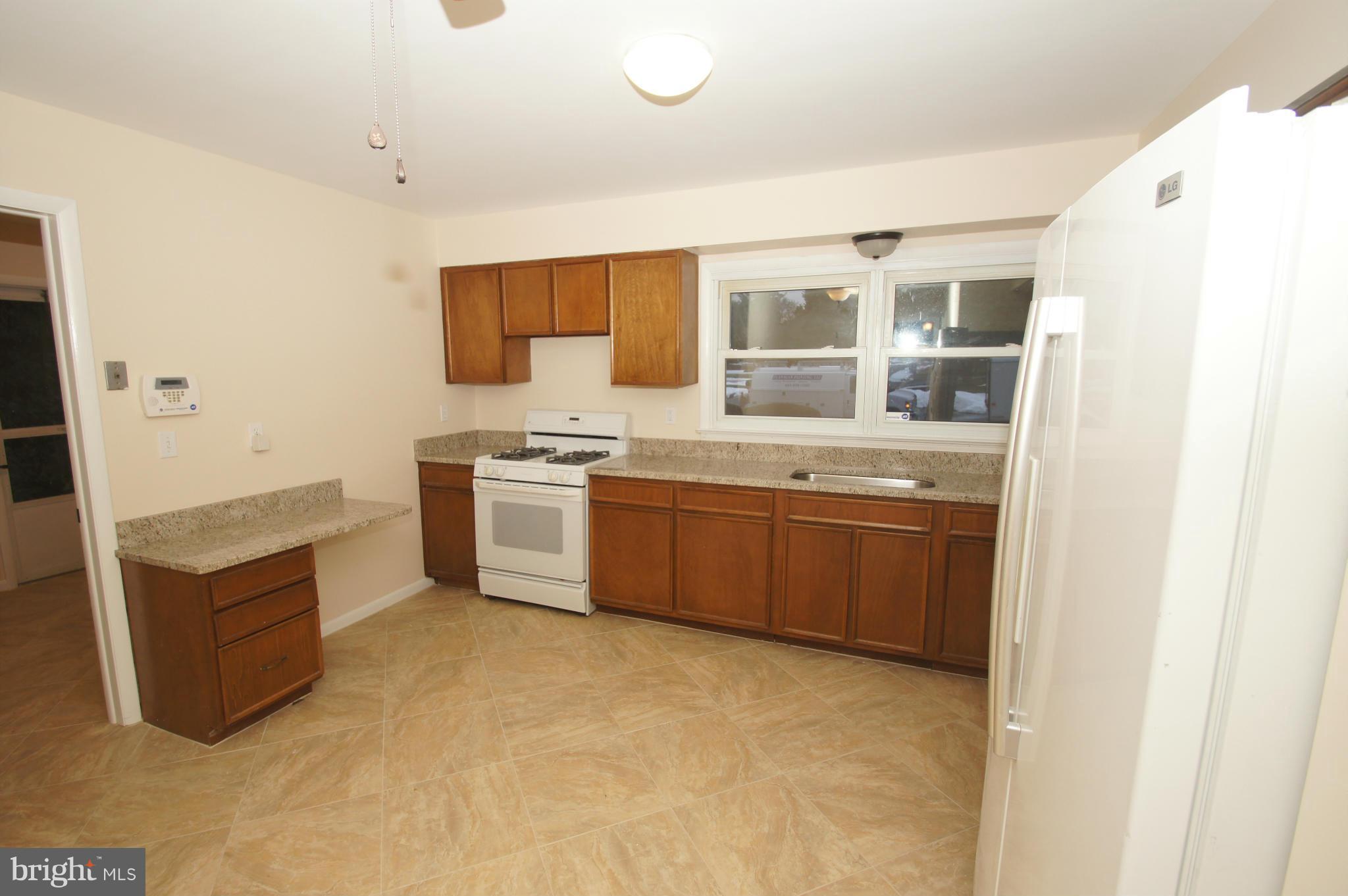 615 Northgate Road Aberdeen, MD 21001 - Photo 9 of 30 Kitchen