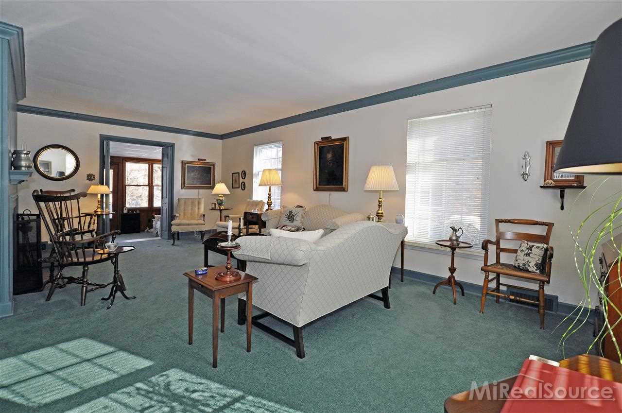 782 Westchester Road Grosse Pointe Park, MI 48230 - Photo 4 of 40