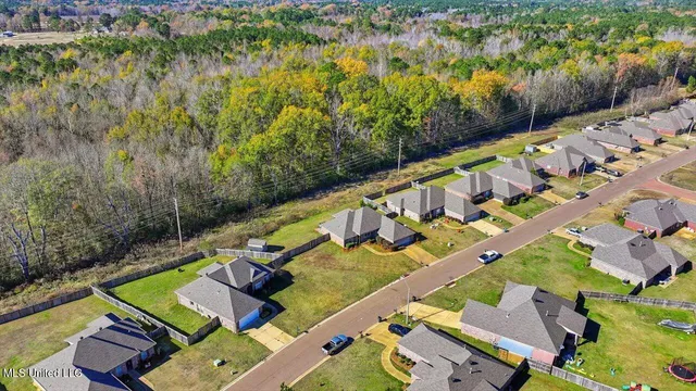 $272,900 | 988 Clubhouse Drive, Pearl, MS 39208