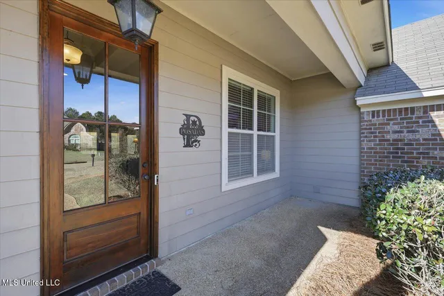 $272,900 | 988 Clubhouse Drive, Pearl, MS 39208