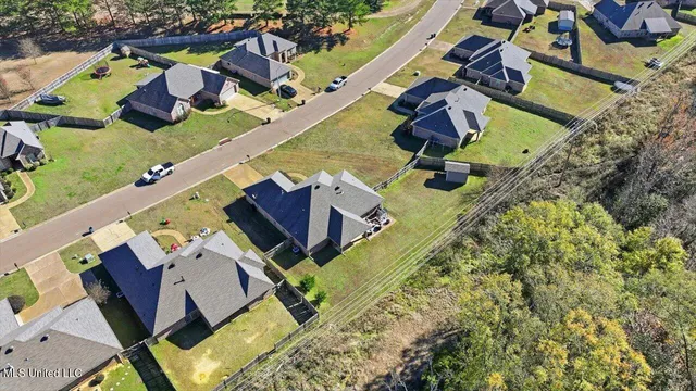 $272,900 | 988 Clubhouse Drive, Pearl, MS 39208