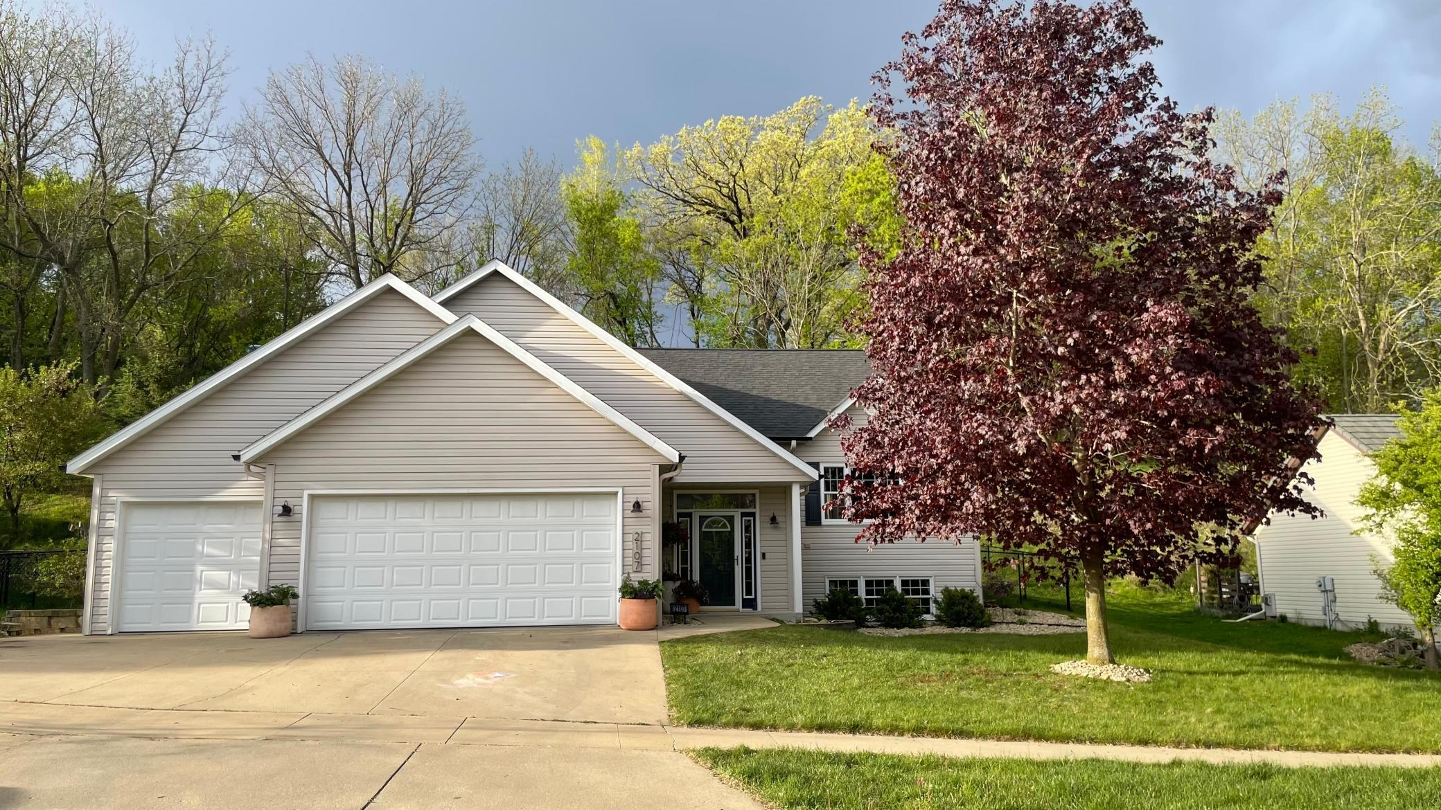 2107 Ponderosa Drive Southwest Rochester, MN 55902 - Photo 1 of 31