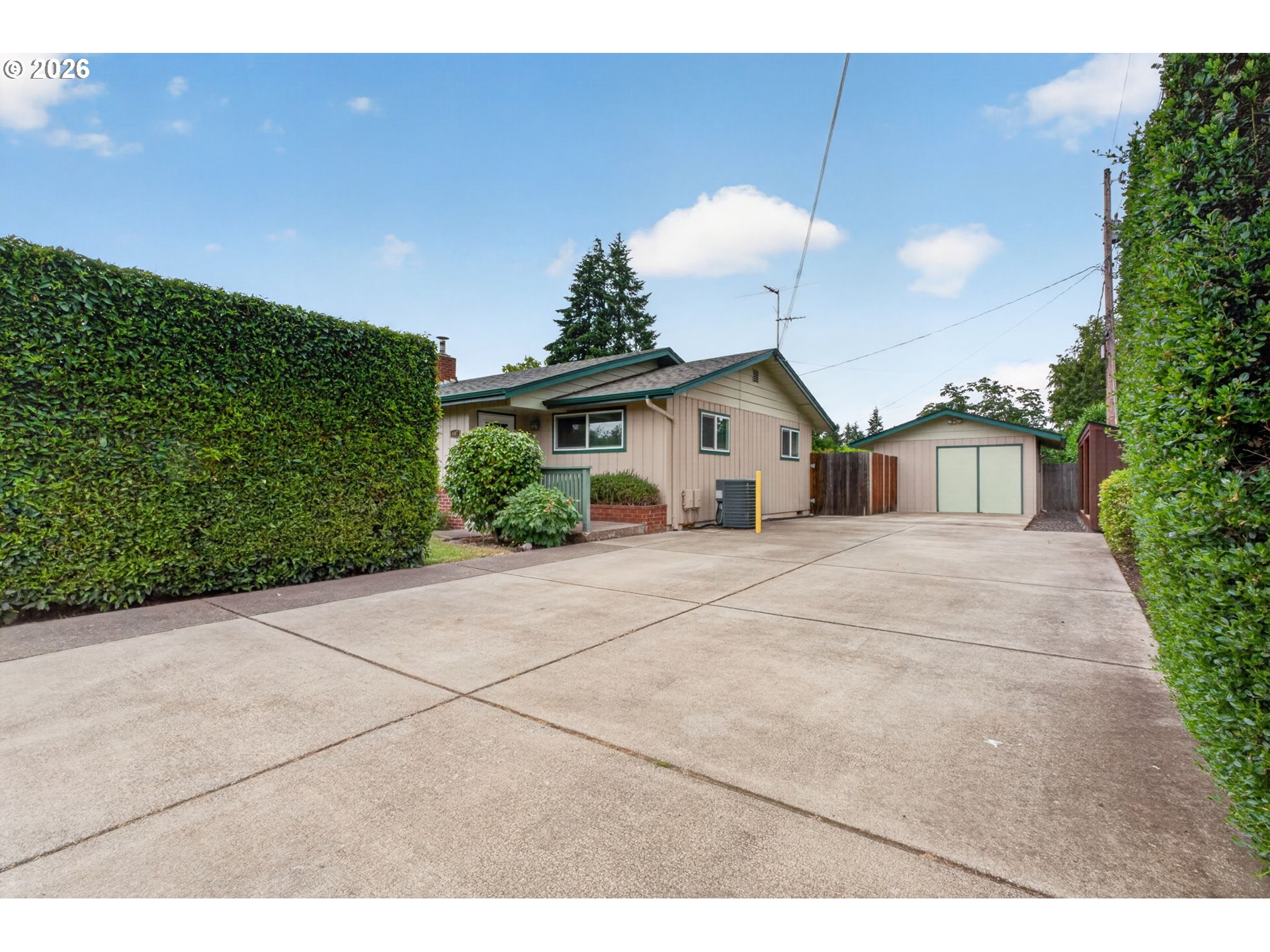 447 Maxwell Road Eugene, OR 97404 - Photo 42 of 47
