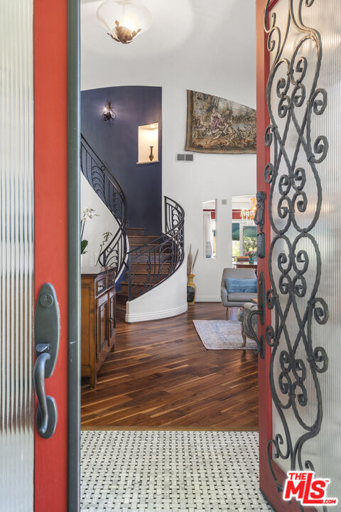 4544 Tobias Avenue Sherman Oaks, CA 91403 - Photo 16 of 55