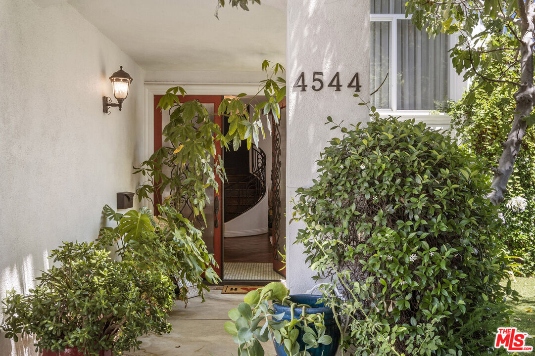 4544 Tobias Avenue Sherman Oaks, CA 91403 - Photo 17 of 55