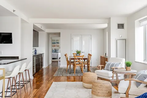 $1,850,000 | 8-12 Museum Way, Unit 2003, Cambridge, MA 02141