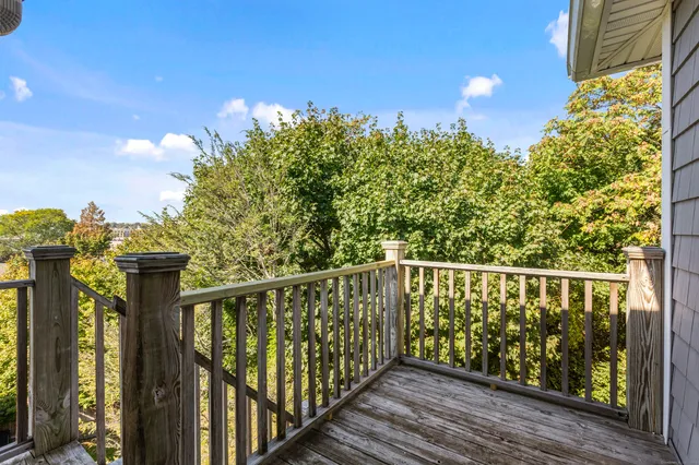 $3,850 | 18 Wessels Place, Greenwich, CT 06830