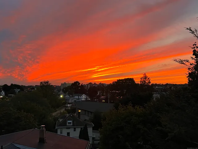 $3,850 | 18 Wessels Place, Greenwich, CT 06830