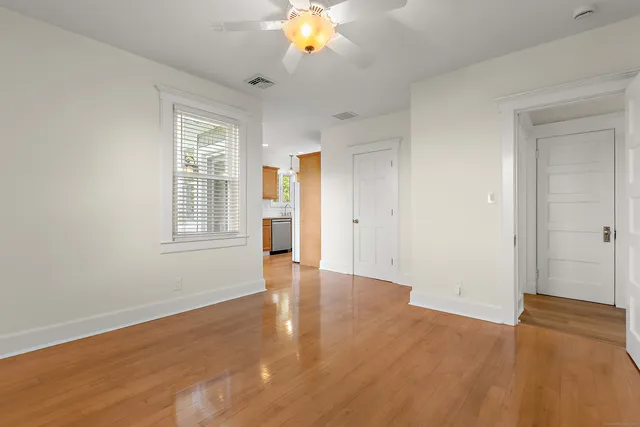 $3,850 | 18 Wessels Place, Greenwich, CT 06830