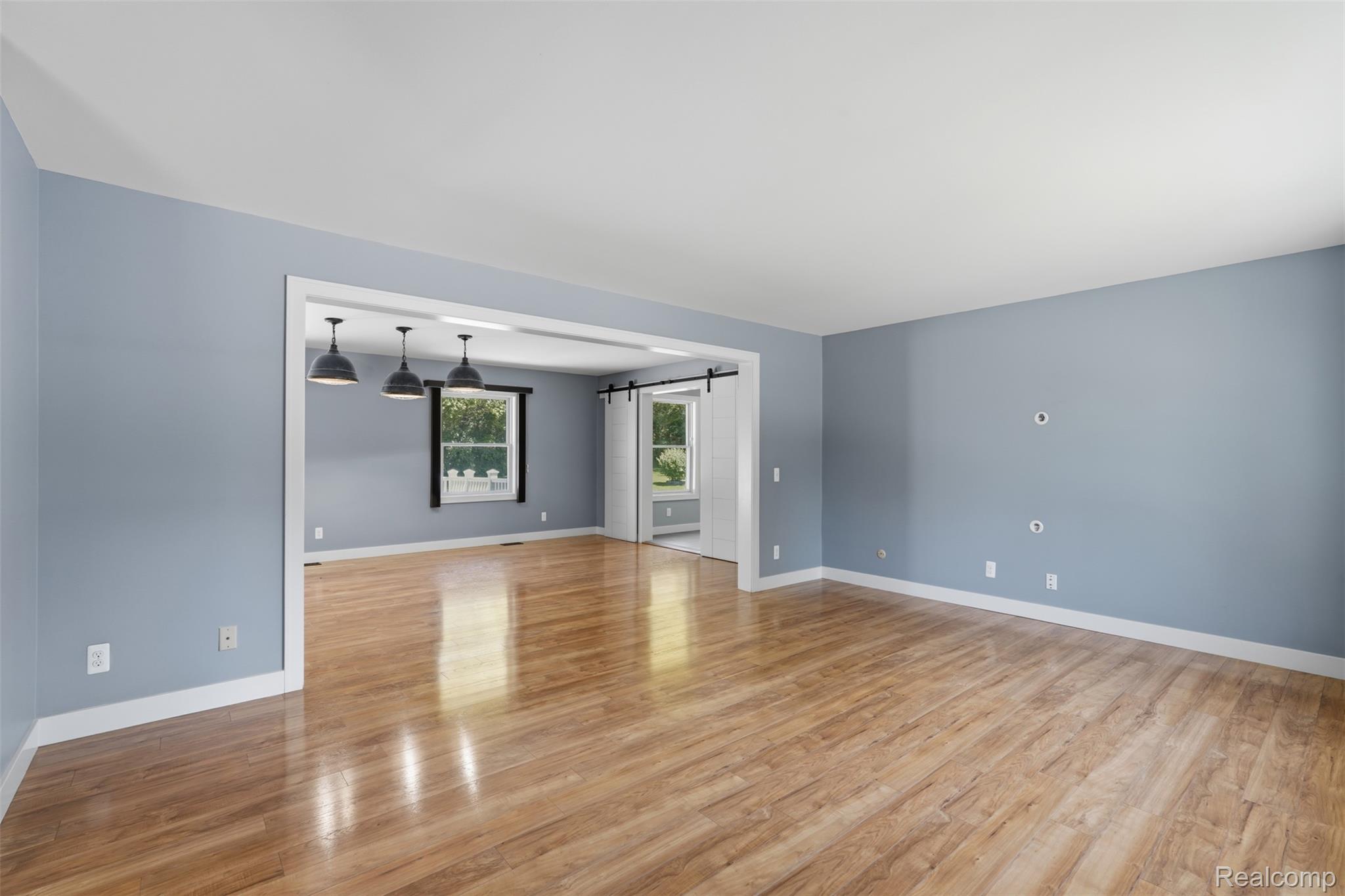 7060 Sheldon Road Whitmore Lake, MI 48189 - Photo 8 of 76 6.jpg