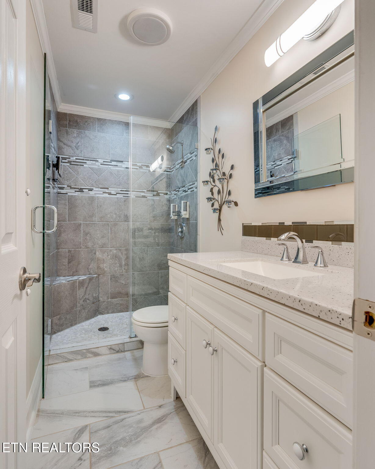 3524 Pinewood Place Kingsport, TN 37664 - Photo 22 of 32 22) 70732-69fbe5feb36d7