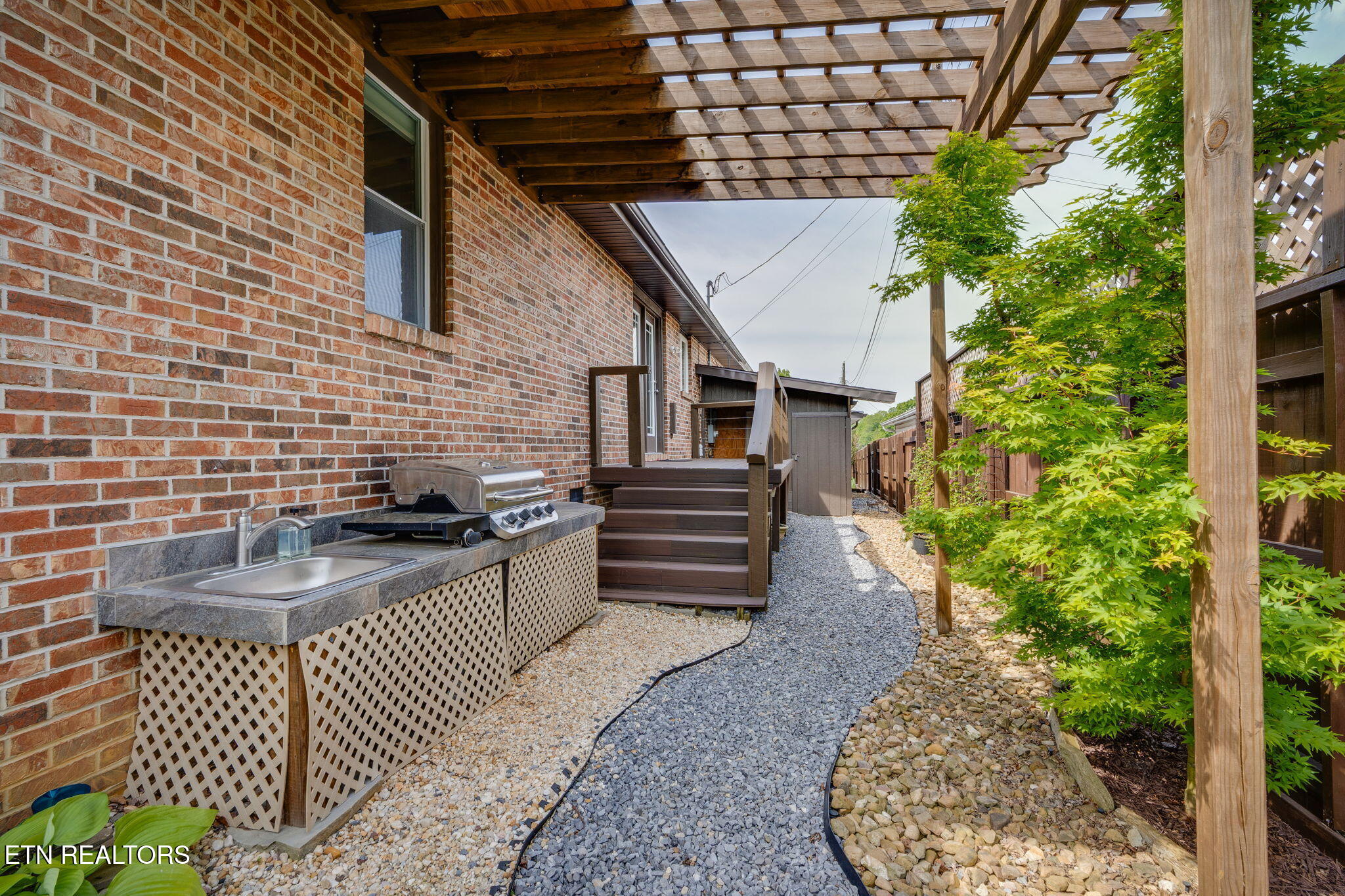 3524 Pinewood Place Kingsport, TN 37664 - Photo 28 of 32 28) 70732-69fbe6012793c