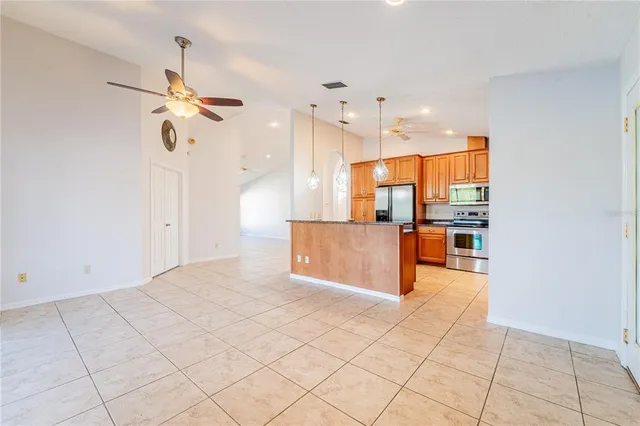 $564,900 | 2021 Elk Spring Drive, Brandon, FL 33511