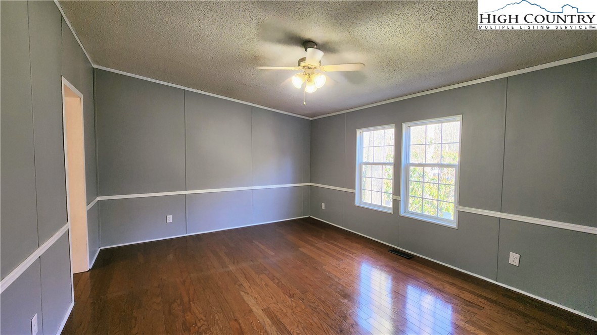 68 Rhoneys View Road Newland, NC 28657 - Photo 13 of 29