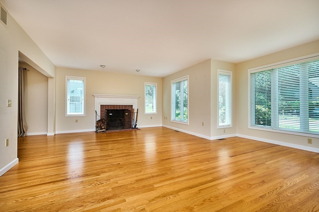 60 Country Corners Road Amherst, MA 01002 - Photo 7 of 42