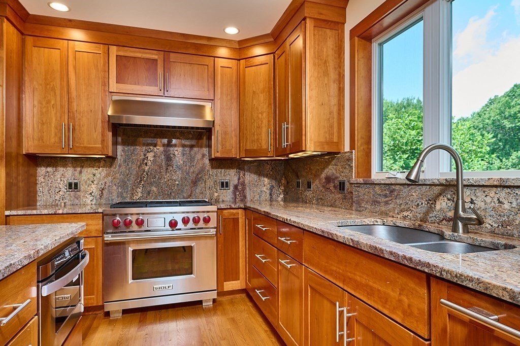 60 Country Corners Road Amherst, MA 01002 - Photo 10 of 42