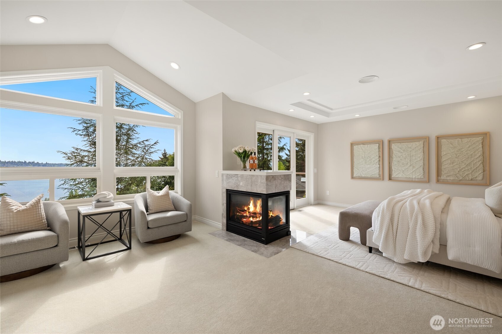 8144 West Mercer Way Mercer Island, WA 98040 - Photo 17 of 40