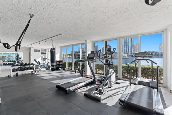 $4,000 | 121 Golden Isles Drive, Unit PH1, Hallandale Beach, FL 33009