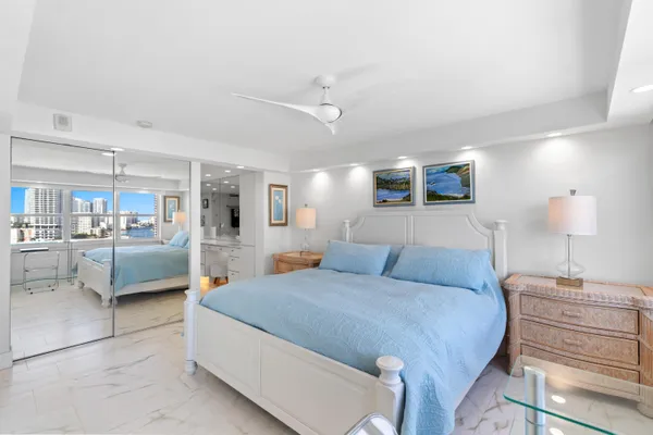 $4,000 | 121 Golden Isles Drive, Unit PH1, Hallandale Beach, FL 33009