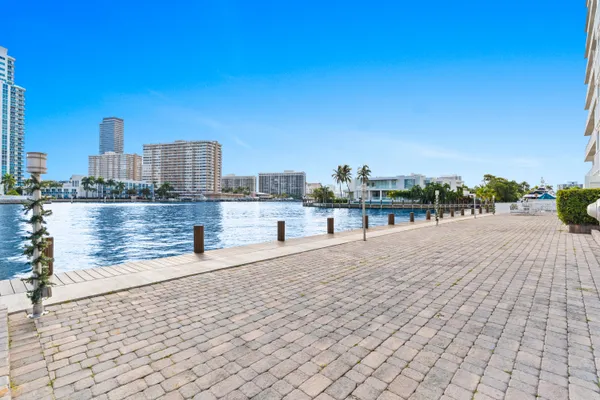 $4,000 | 121 Golden Isles Drive, Unit PH1, Hallandale Beach, FL 33009