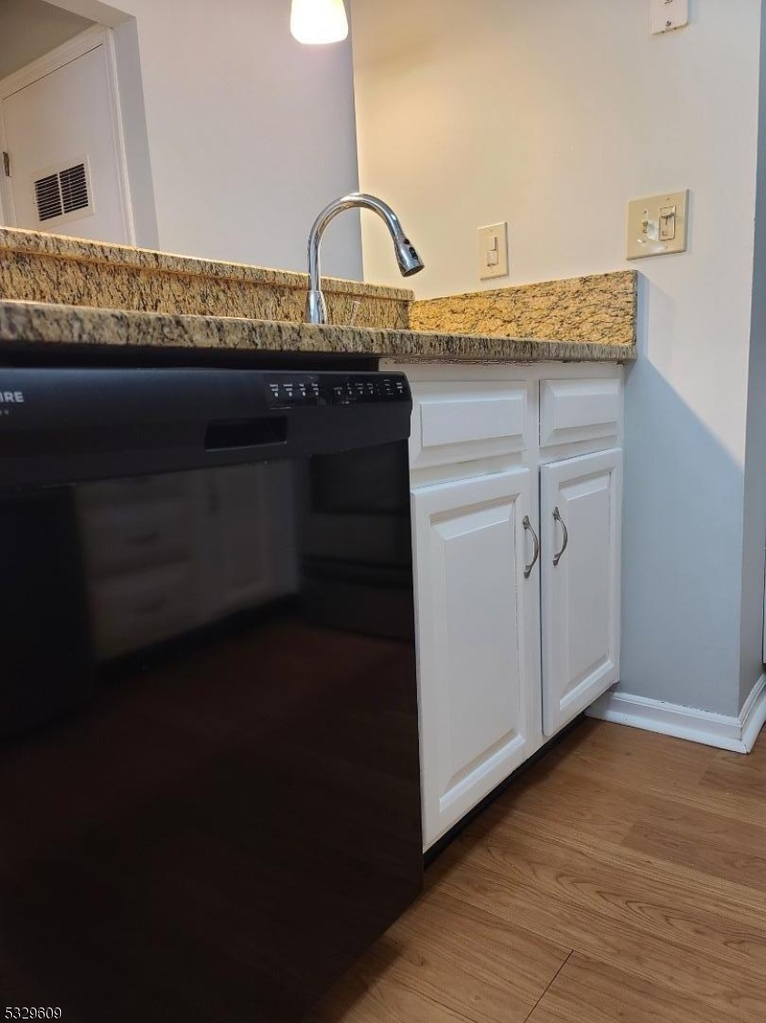 43 Tansy Court Bedminster, NJ 07921 - Photo 6 of 25