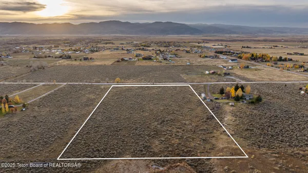 $375,000 | 5171 Fox Creek Hollow Road, Victor, ID 83455