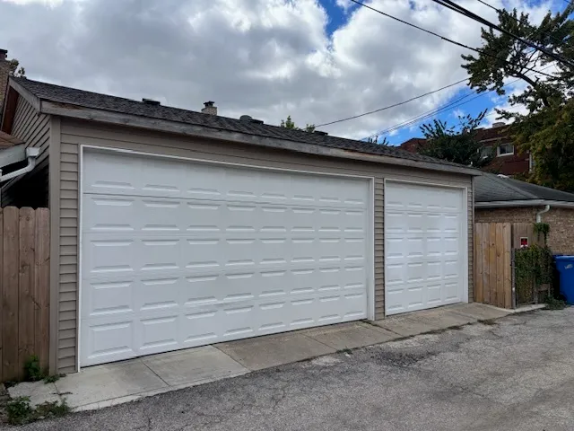 $725,000 | 5354 West Montrose Avenue, Chicago, IL 60641