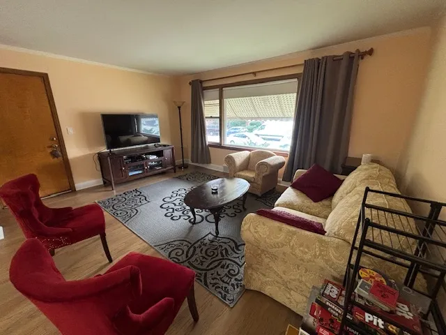 $725,000 | 5354 West Montrose Avenue, Chicago, IL 60641