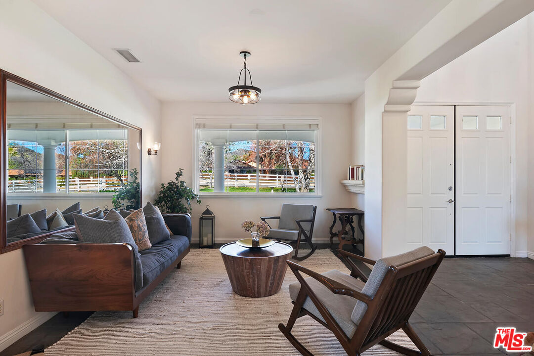 30014 Sharp Road Castaic, CA 91384 - Photo 11 of 29 Gallery Image 11